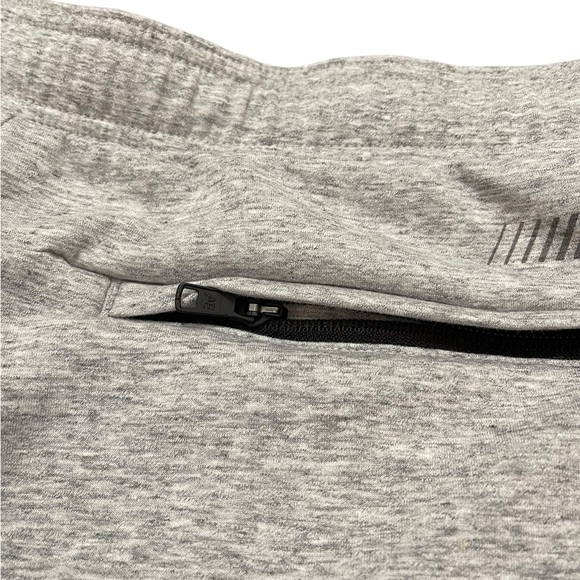 American Eagle Men’s Short Grey Shorts Pockets Drawstring Athletic Size XL 5” - Picture 6 of 8